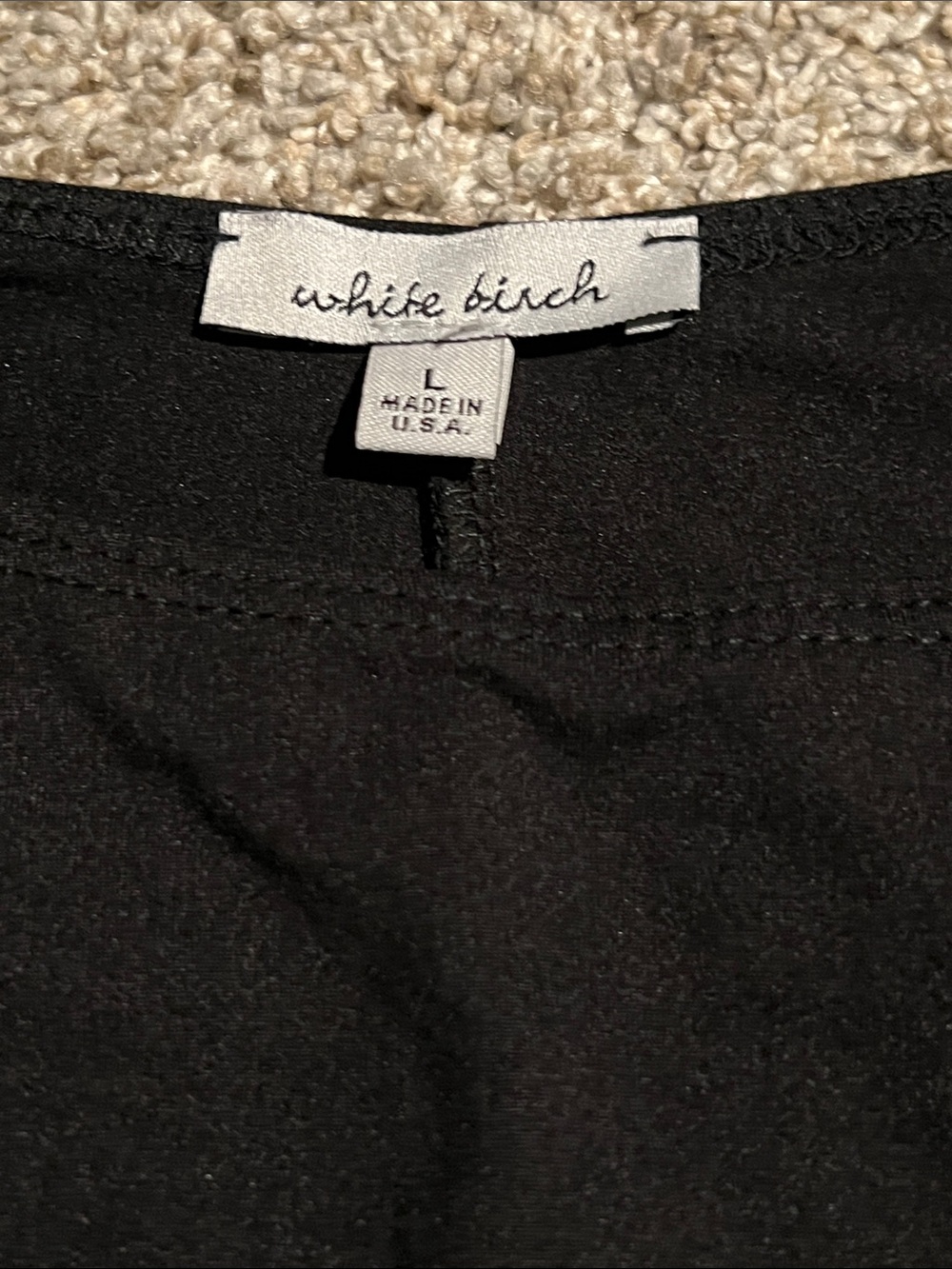 Bundle Top and Fabletics Bottom - Picture 6 of 7
